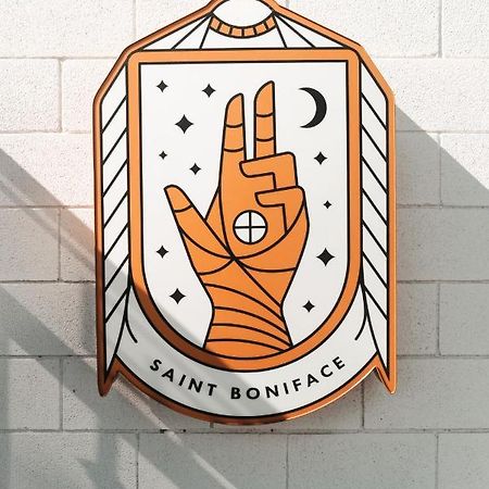 Saint Boniface Hotel Indio Esterno foto